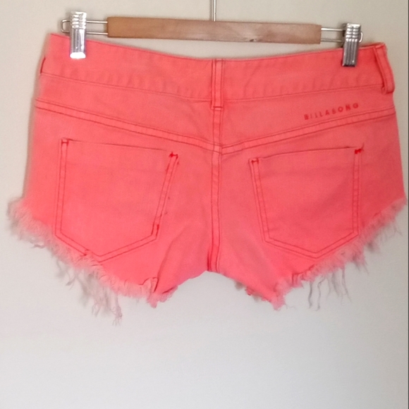 Billabong Short Shorts - Size 1 - Picture 6 of 11